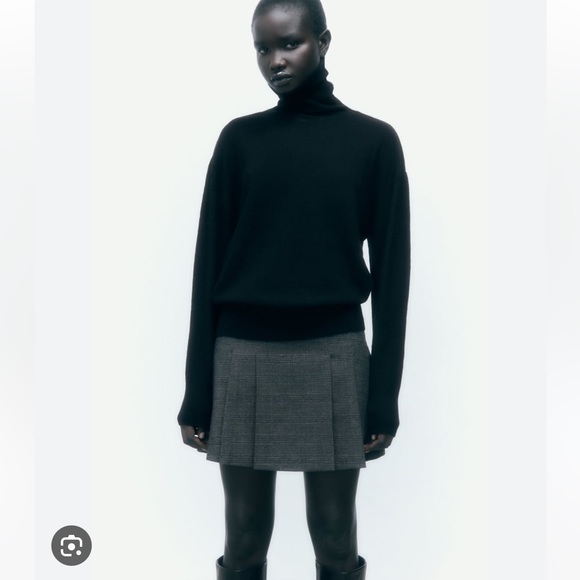 BRAND NEW WITH TAG ZARA SKORT - Picture 2 of 2